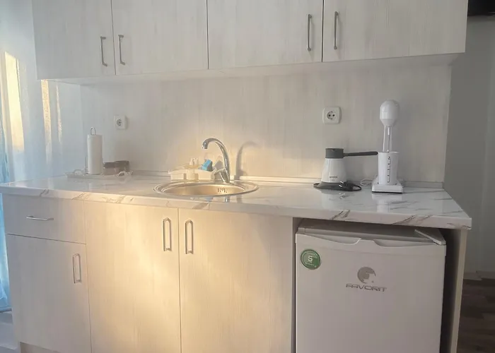 Tiki Apartments